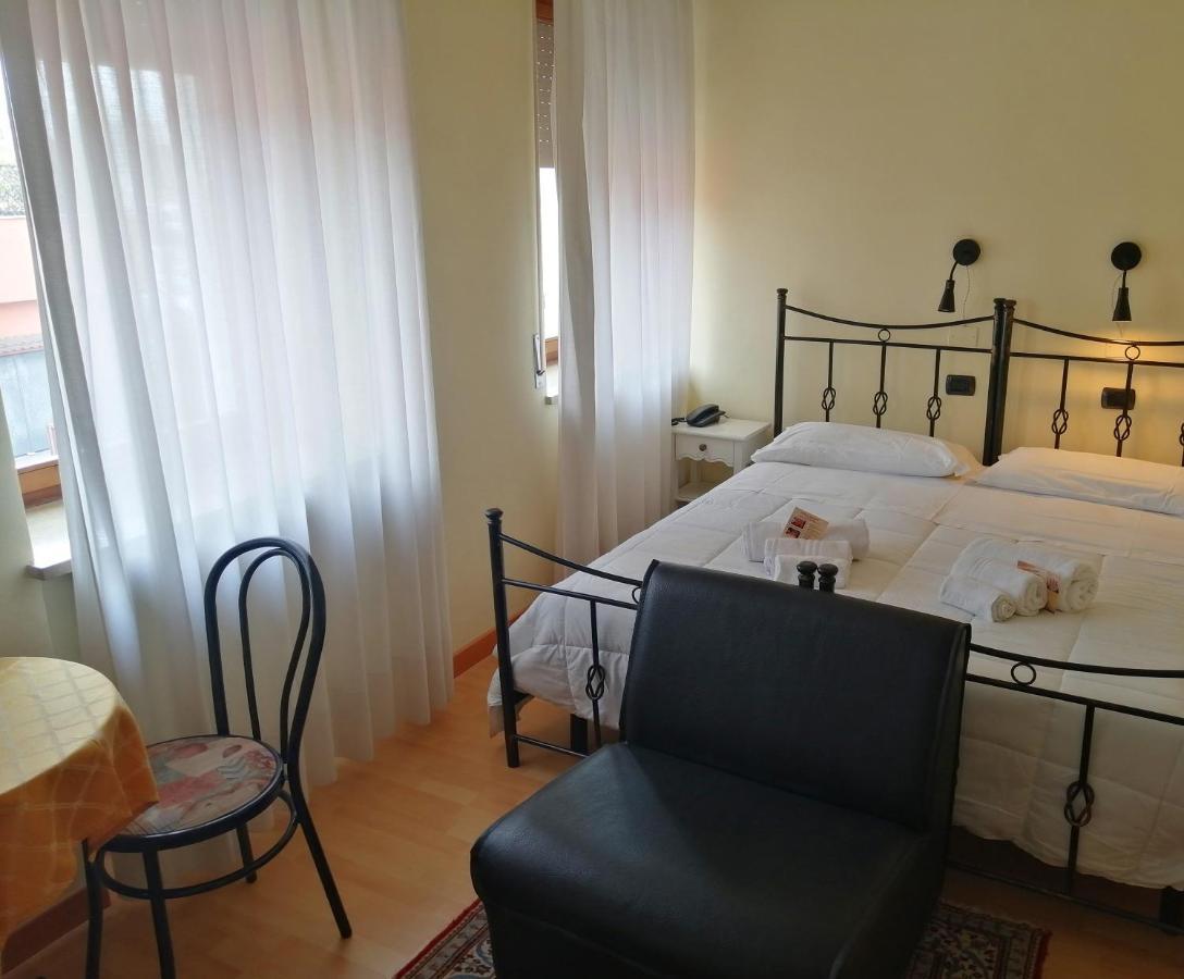 Hotel Siros ヴェローナ エクステリア 写真