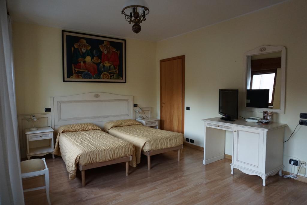 Hotel Siros ヴェローナ 部屋 写真